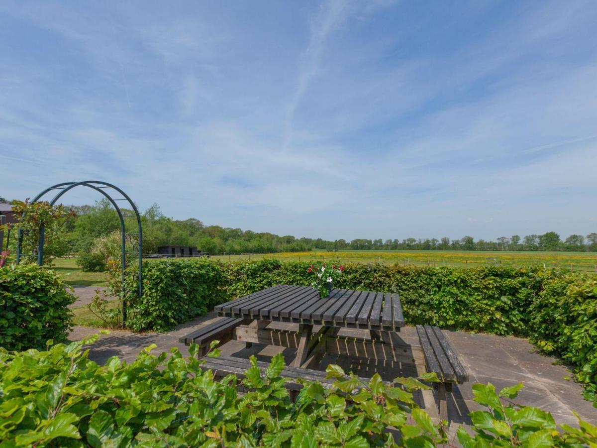Luxury Holiday Home With Private Terrace Langweer Zewnętrze zdjęcie
