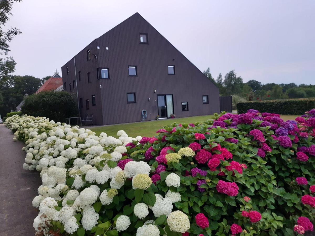 Luxury Holiday Home With Private Terrace Langweer Zewnętrze zdjęcie