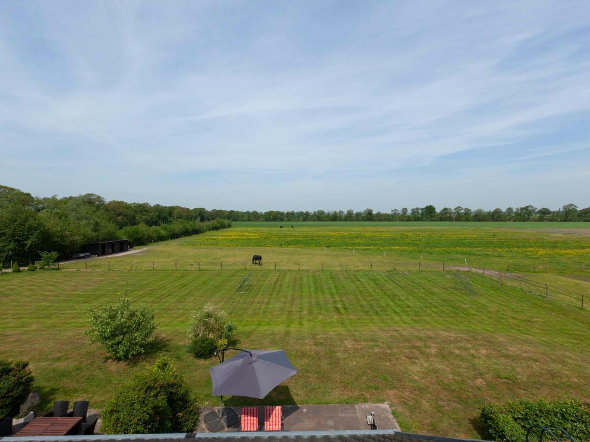 Luxury Holiday Home With Private Terrace Langweer Zewnętrze zdjęcie